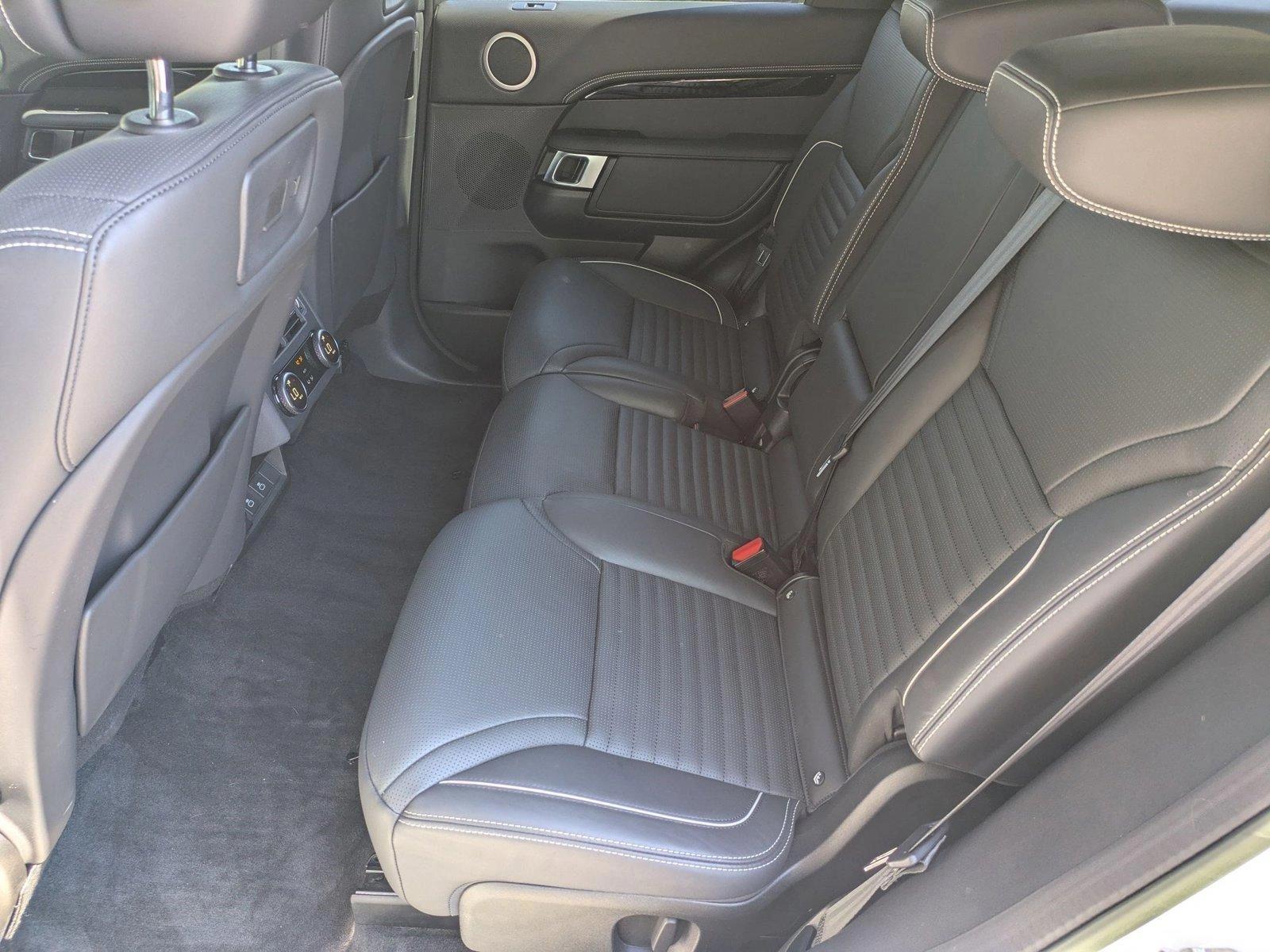 2023 Land Rover Discovery Vehicle Photo in Sarasota, FL 34231