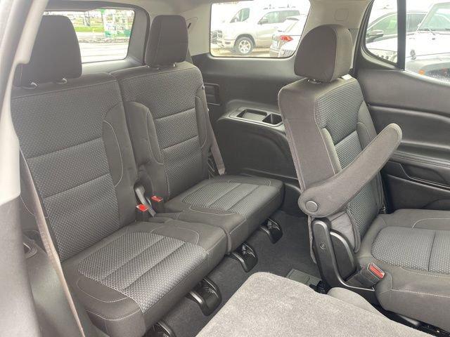 2022 GMC Acadia Vehicle Photo in MEDINA, OH 44256-9631