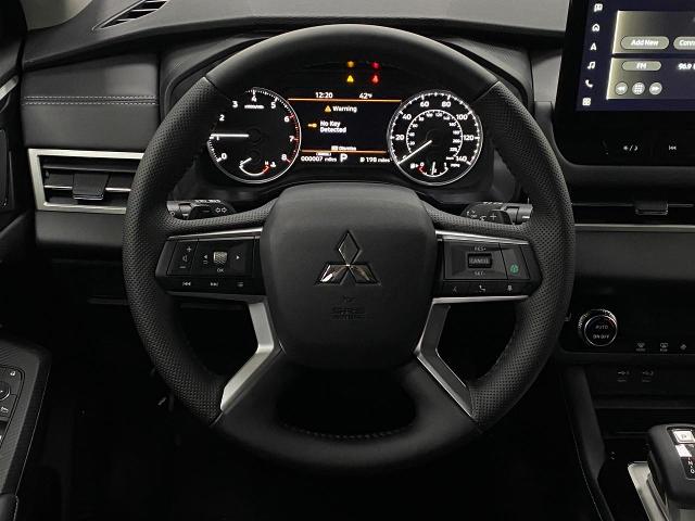 2025 Mitsubishi Outlander Vehicle Photo in Appleton, WI 54913