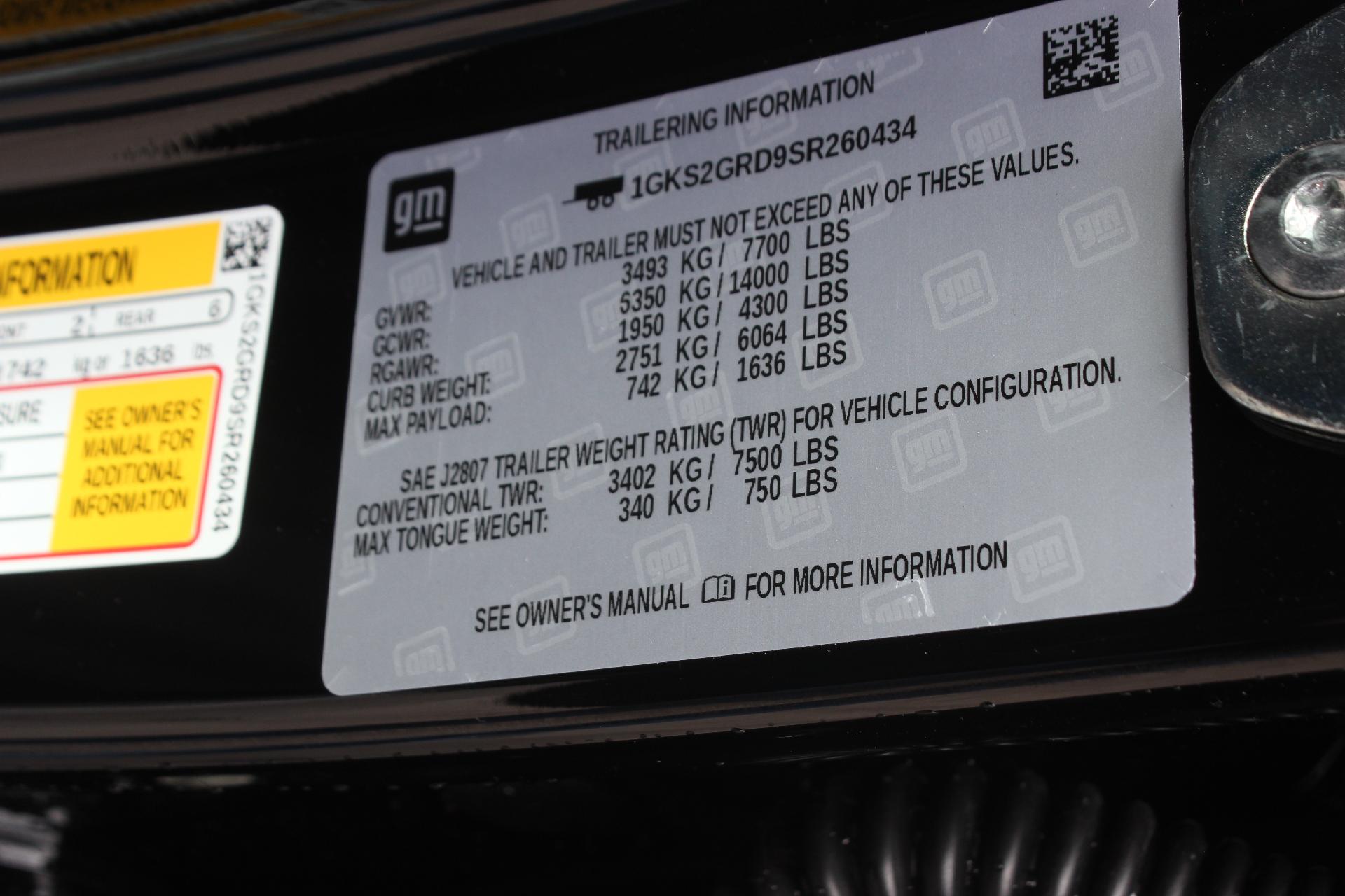 2025 GMC Yukon XL Vehicle Photo in AURORA, CO 80012-4011