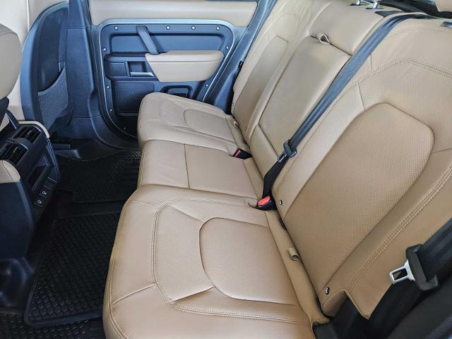 2025 Defender Vehicle Photo in AUSTIN, TX 78717