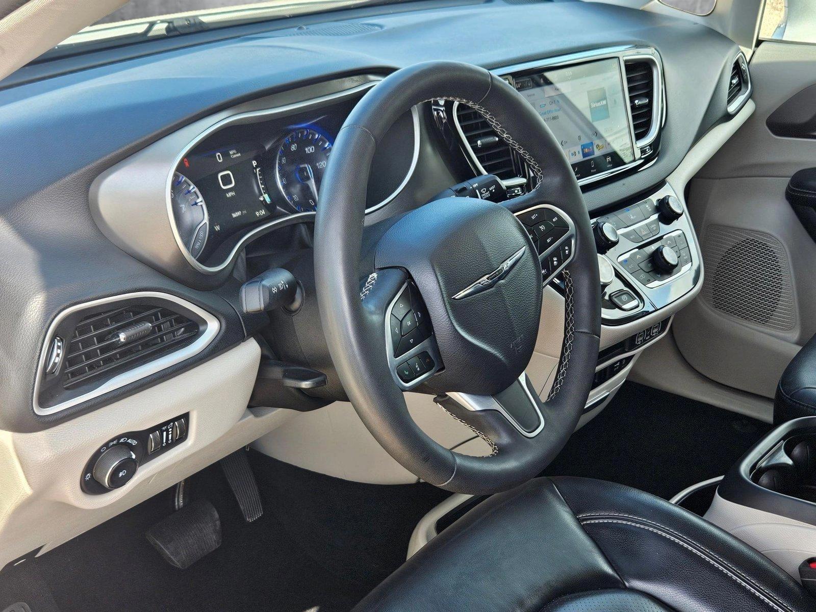 2022 Chrysler Pacifica Vehicle Photo in WACO, TX 76710-2592