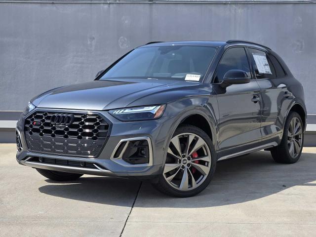2025 Audi SQ5 Vehicle Photo in SUGAR LAND, TX 77478
