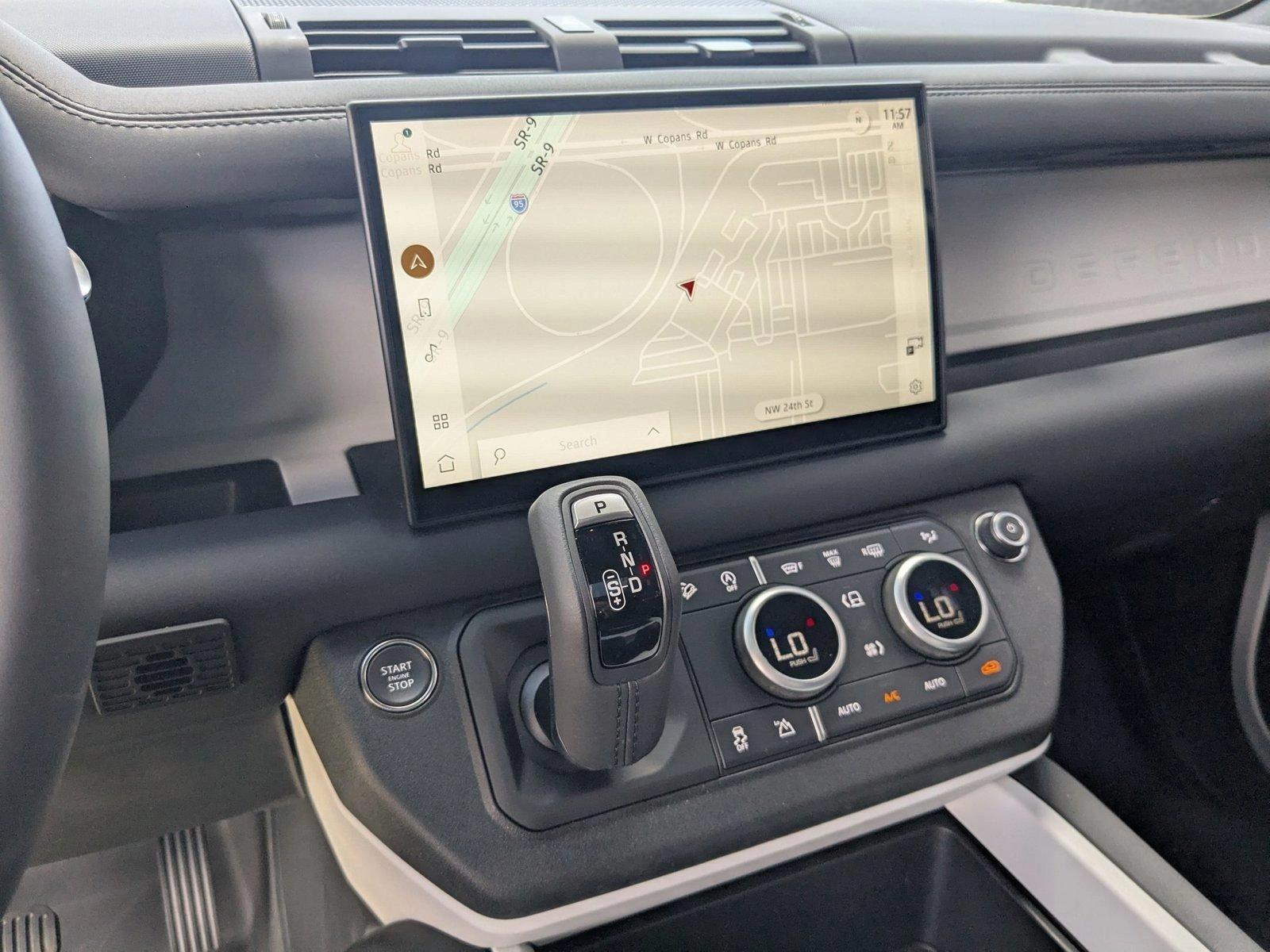 2025 Land Rover Defender Vehicle Photo in Pompano Beach, FL 33064