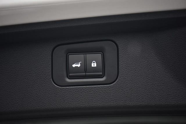 2025 Nissan Armada Vehicle Photo in Ballwin, MO 63011