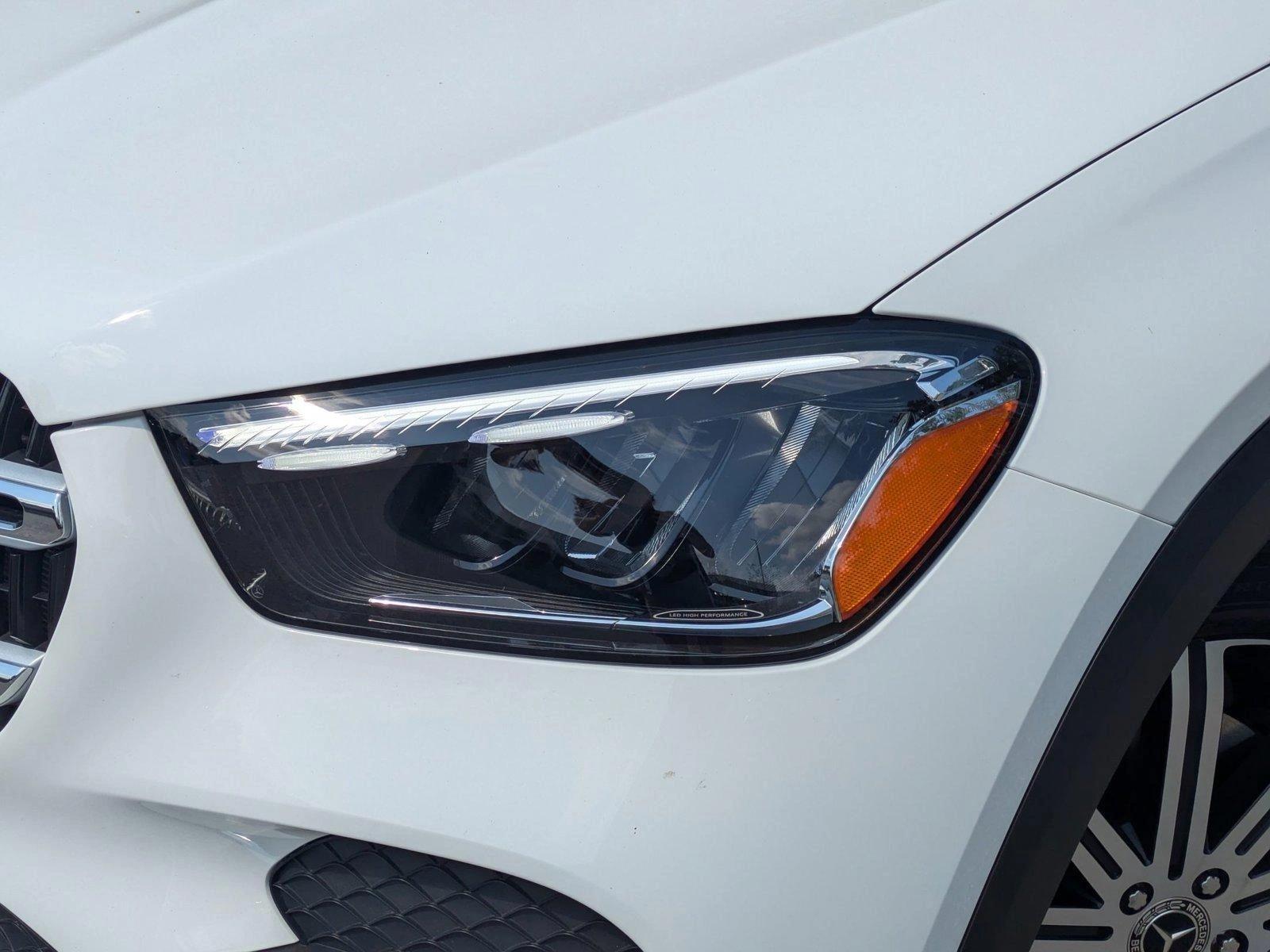 2025 Mercedes-Benz GLE Vehicle Photo in Sarasota, FL 34231
