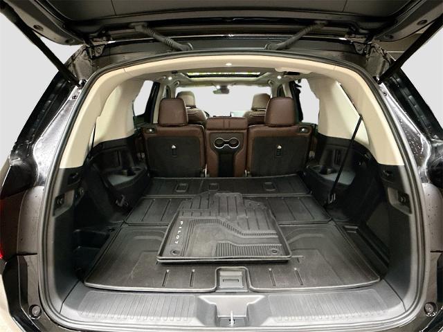 2024 Honda Pilot Vehicle Photo in EVERETT, WA 98203-5662