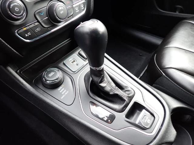 2019 Jeep Cherokee Vehicle Photo in ZELIENOPLE, PA 16063-2910