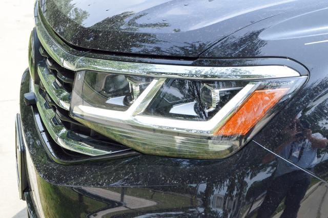 2023 Volkswagen Atlas Cross Sport Vehicle Photo in Houston, TX 77090