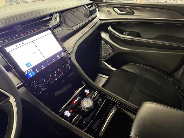 2023 Jeep Grand Cherokee Vehicle Photo in Ogallala, NE 69153