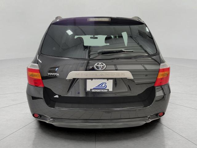 2009 Toyota Highlander Vehicle Photo in Oshkosh, WI 54904