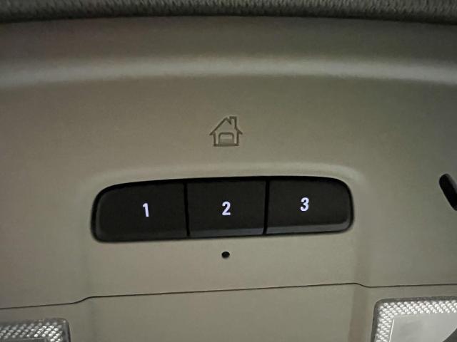 2020 Chevrolet Traverse Vehicle Photo in Roslyn, NY 11576