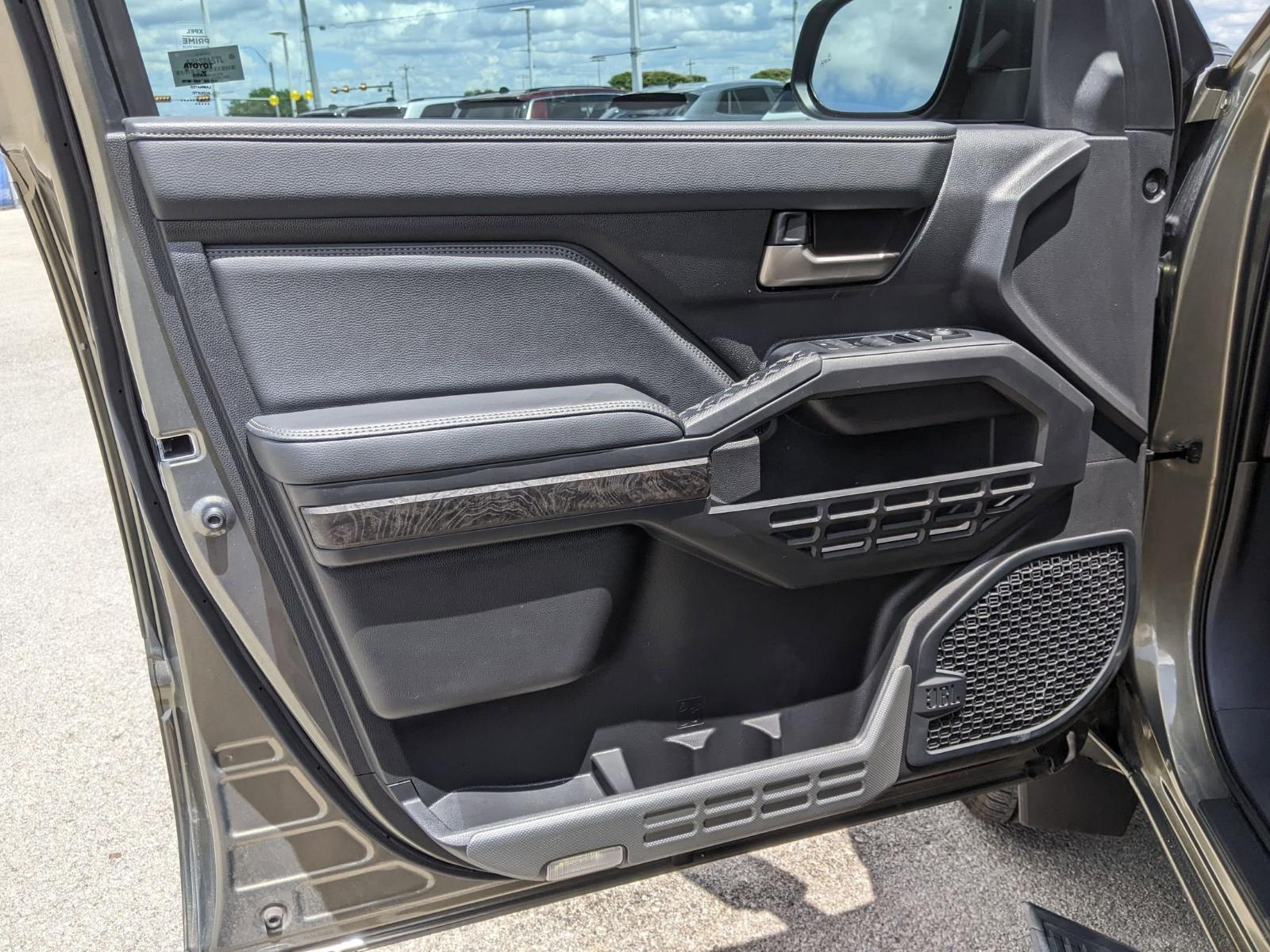 2024 Toyota Tacoma 4WD Vehicle Photo in Seguin, TX 78155