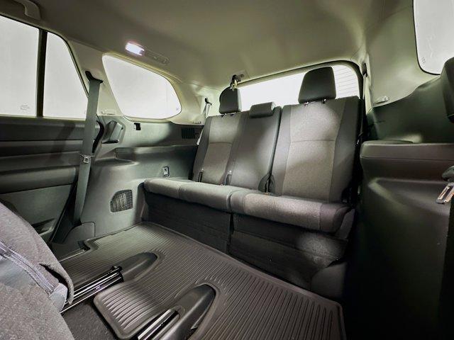 2025 Toyota Grand Highlander Vehicle Photo in Flemington, NJ 08822