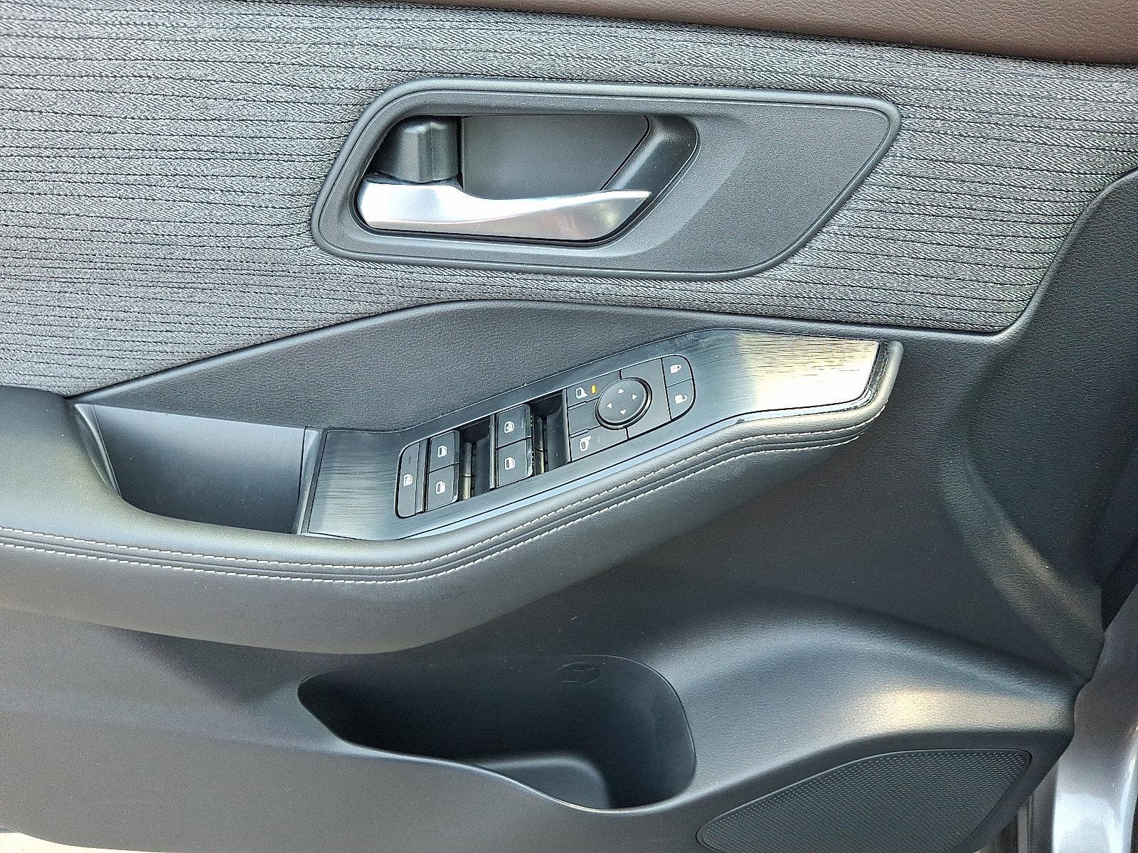 2021 Nissan Rogue Vehicle Photo in Harrisburg, PA 17111