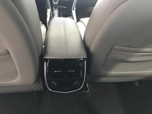 2014 Cadillac XTS Vehicle Photo in GREEN BAY, WI 54303-3330