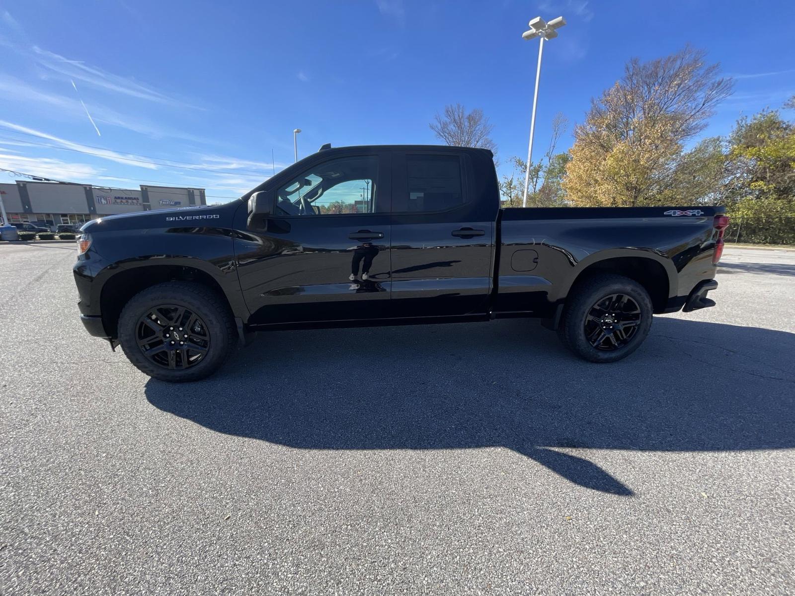 2025 Chevrolet Silverado 1500 Vehicle Photo in BENTONVILLE, AR 72712-4322