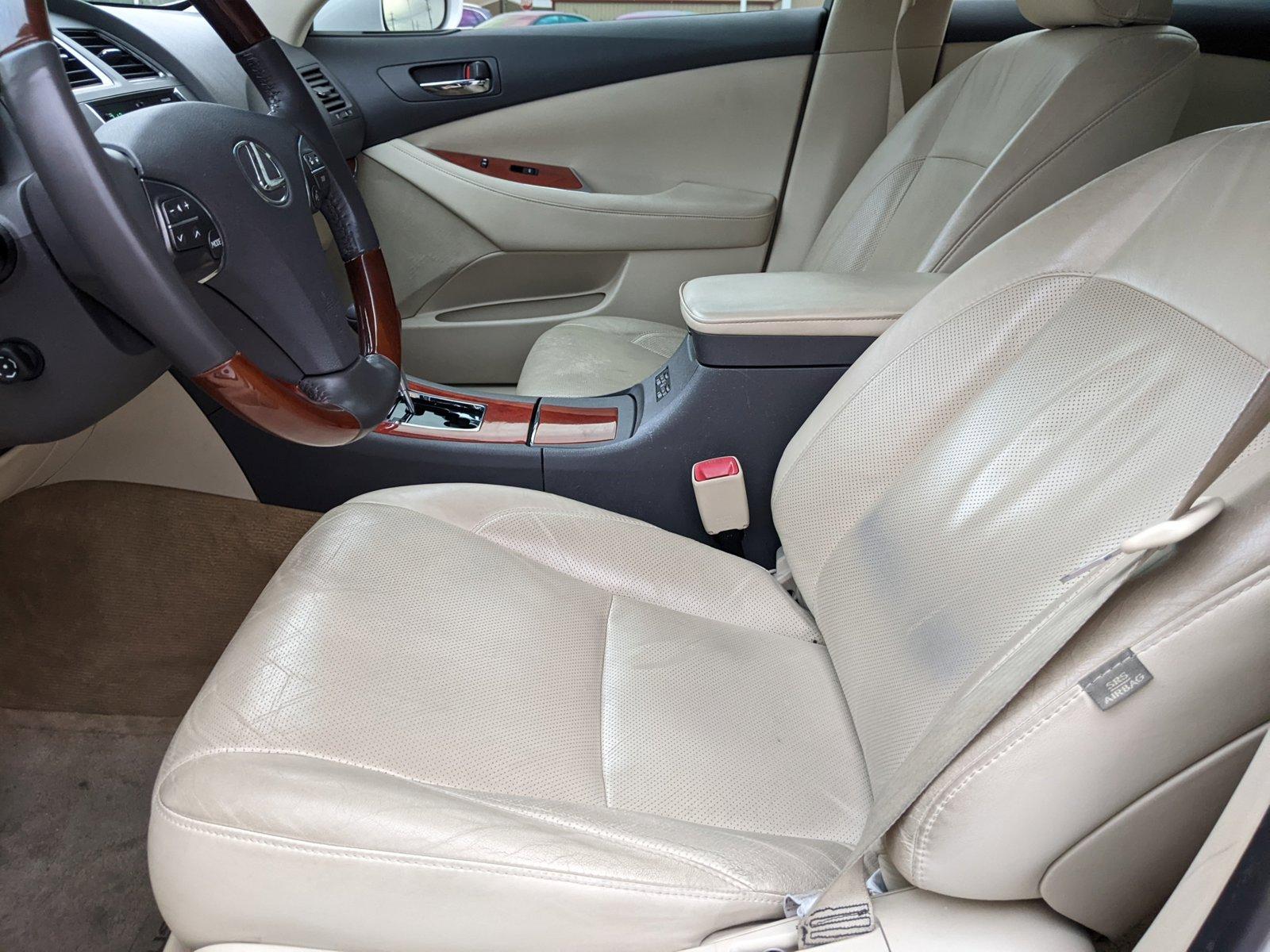 2011 Lexus ES 350 Vehicle Photo in Austin, TX 78728