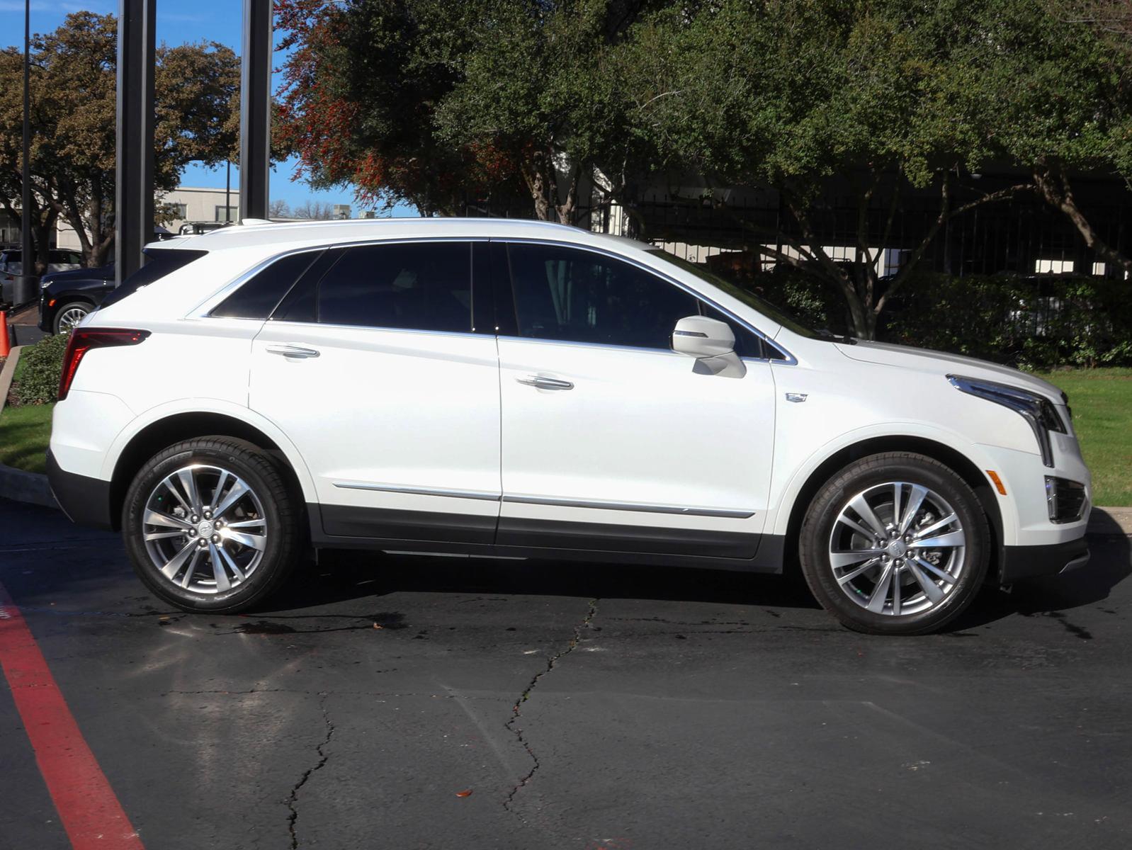 2024 Cadillac XT5 Vehicle Photo in DALLAS, TX 75209-3095