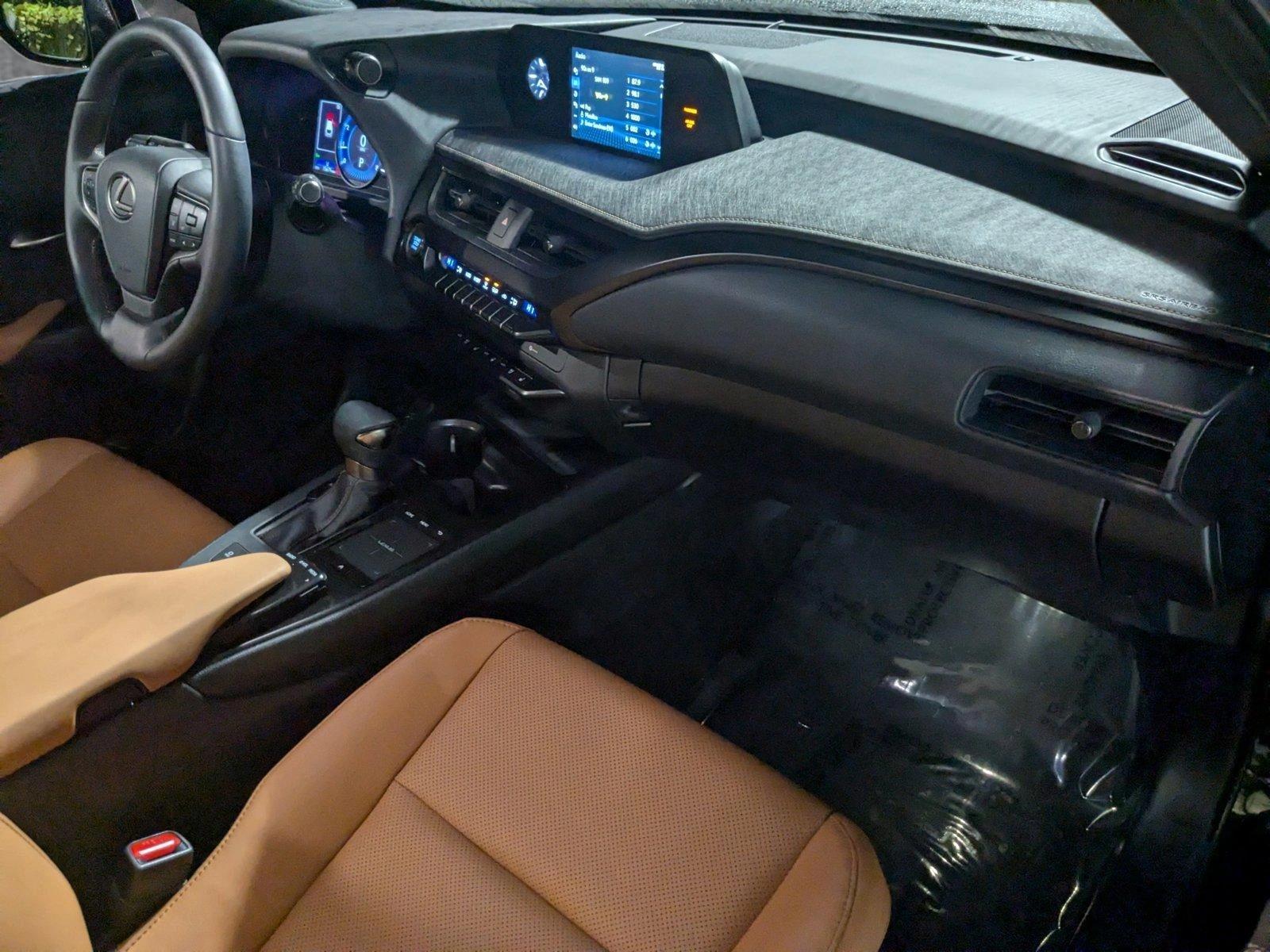 2022 Lexus UX 200 Vehicle Photo in Miami, FL 33169