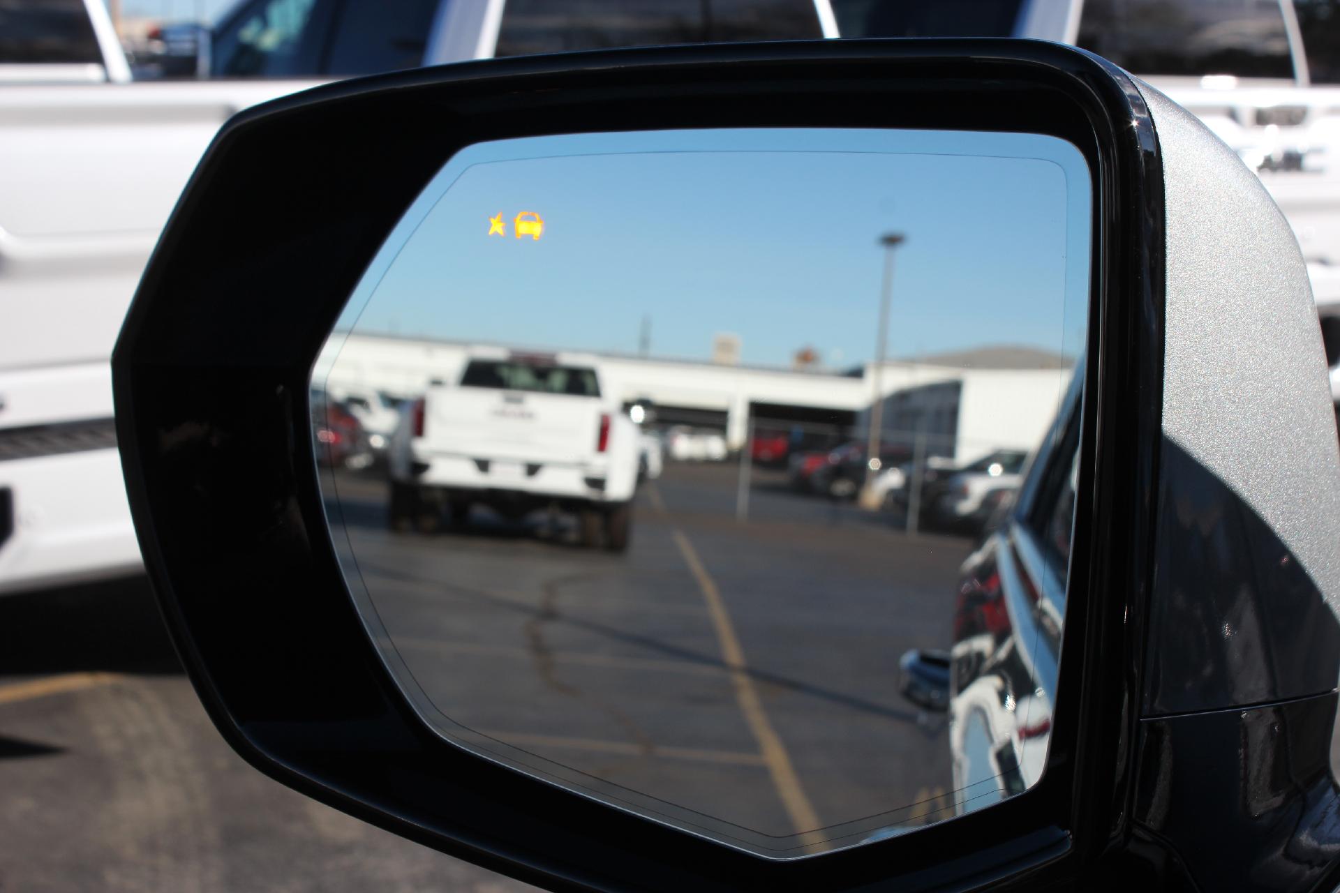 2025 GMC Yukon XL Vehicle Photo in AURORA, CO 80012-4011