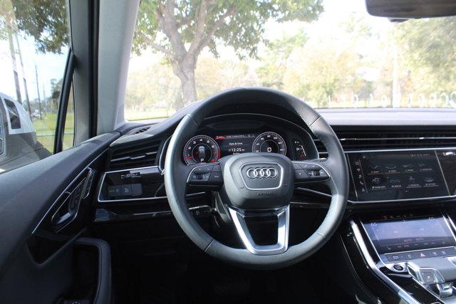 2023 Audi Q7 Vehicle Photo in HOUSTON, TX 77090