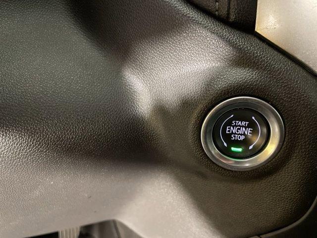2019 Chevrolet Silverado 1500 Vehicle Photo in PHOENIX, AZ 85014-3381