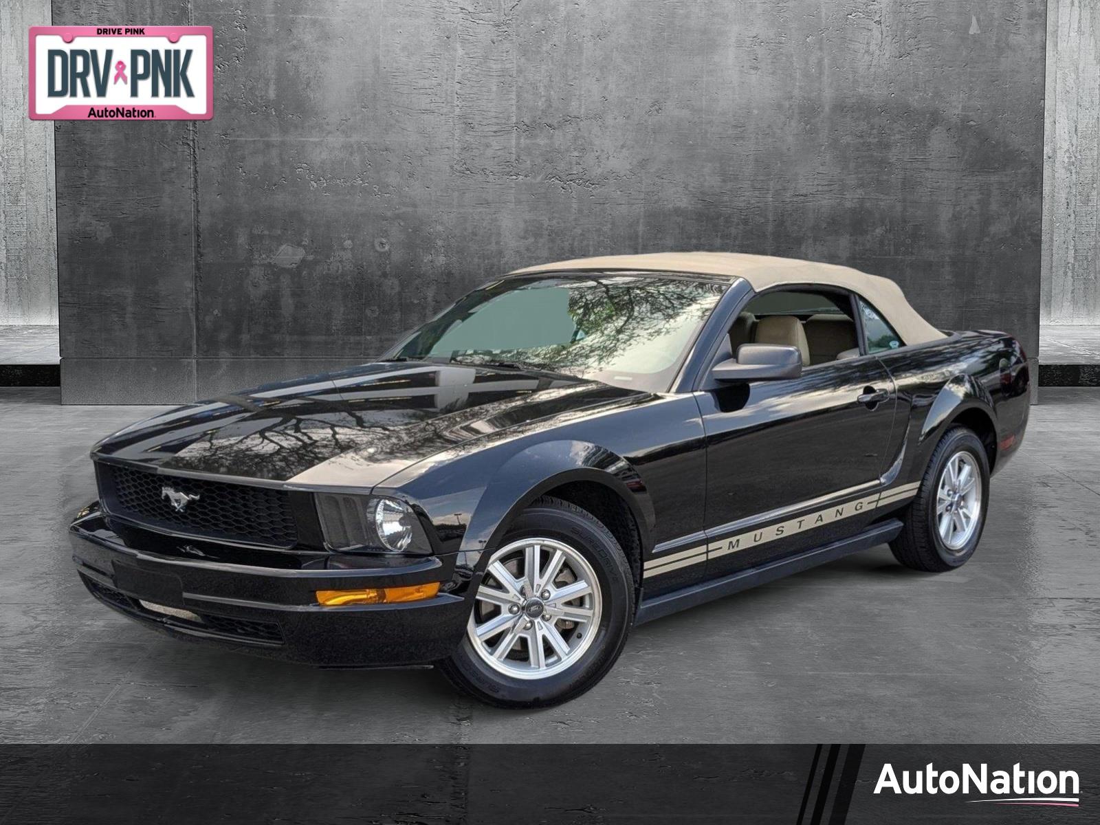 2006 Ford Mustang Vehicle Photo in PEMBROKE PINES, FL 33024-6534