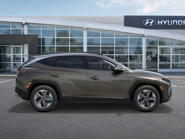 2025 Hyundai TUCSON Hybrid Vehicle Photo in Peoria, IL 61615