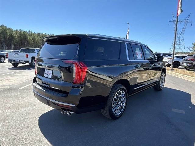 2024 GMC Yukon XL Vehicle Photo in ALBERTVILLE, AL 35950-0246