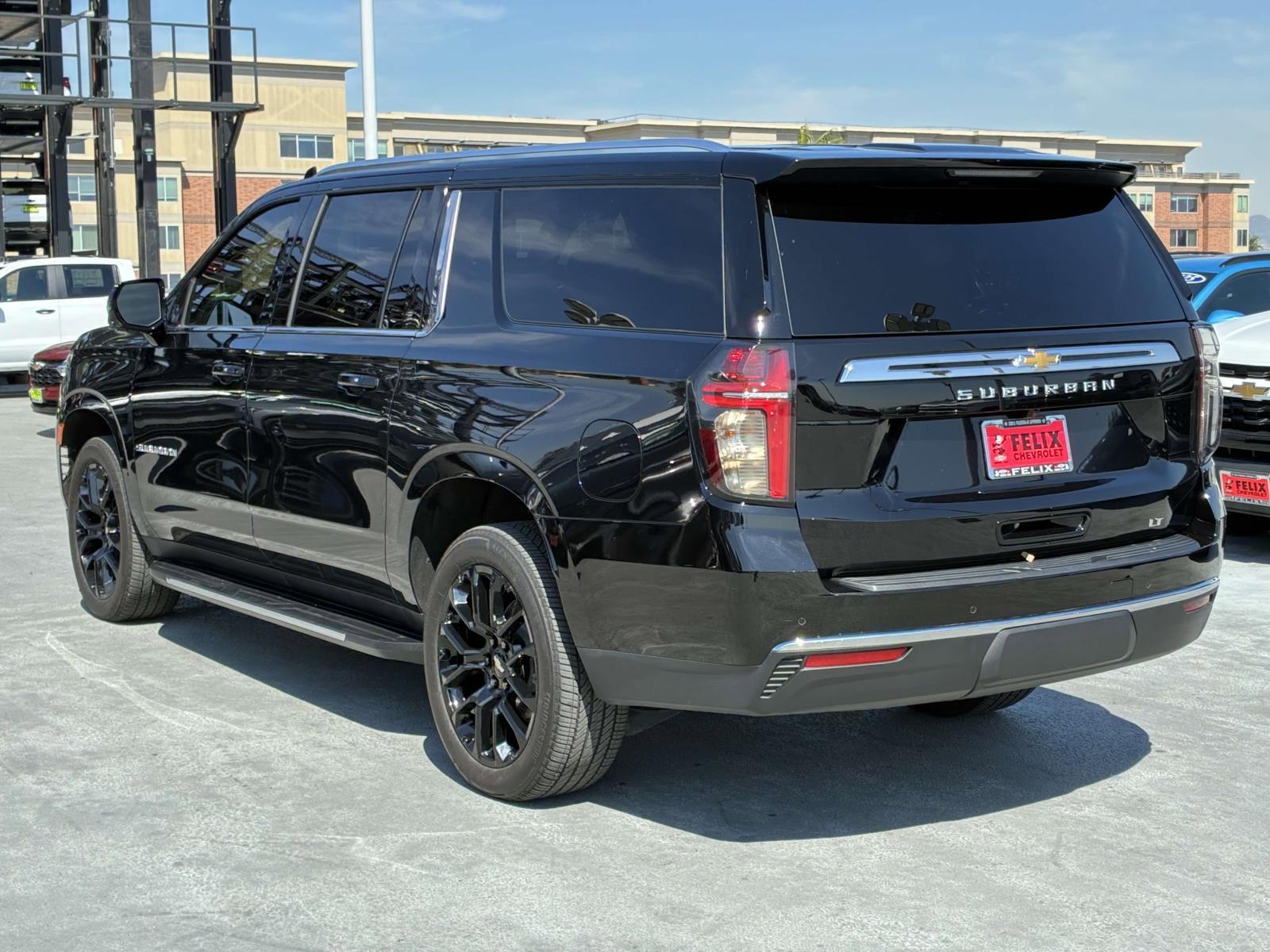 2023 Chevrolet Suburban Vehicle Photo in LOS ANGELES, CA 90007-3794