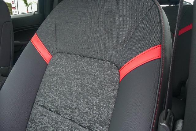 2025 Chevrolet Colorado Vehicle Photo in VENTURA, CA 93003-8585