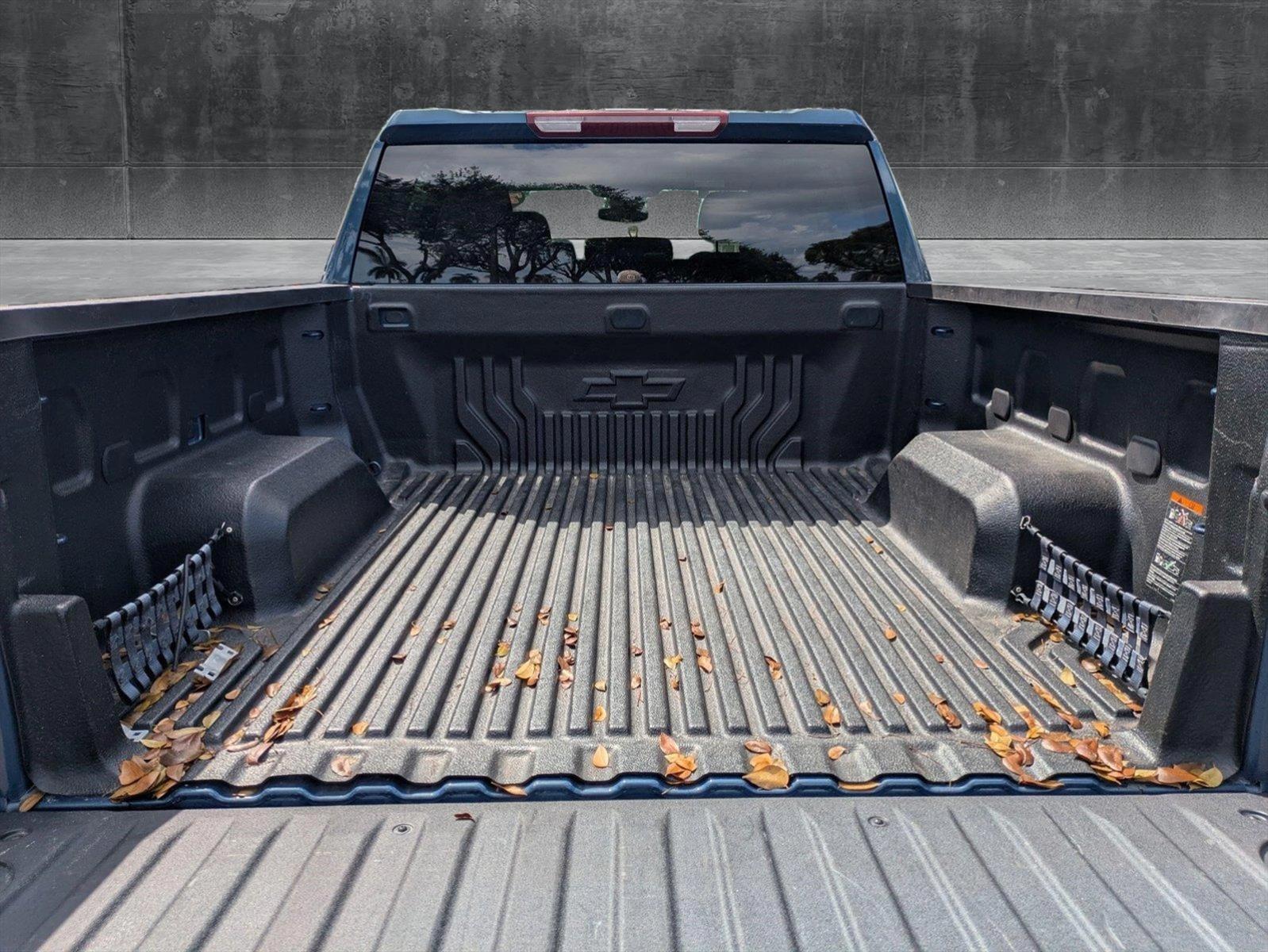 2024 Chevrolet Silverado 1500 Vehicle Photo in GREENACRES, FL 33463-3207