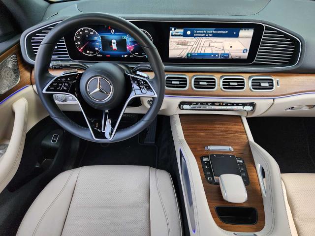 2025 Mercedes-Benz GLE Vehicle Photo in HOUSTON, TX 77079