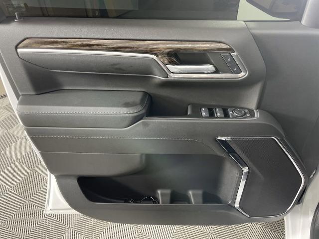 2024 GMC Sierra 1500 Vehicle Photo in GILBERT, AZ 85297-0402