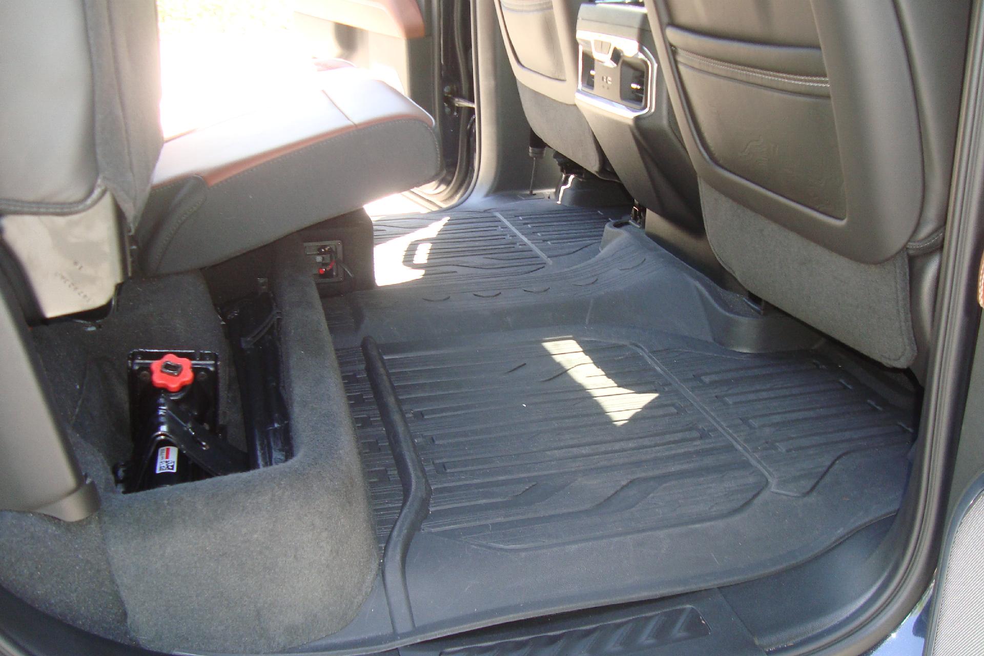 2024 GMC Sierra 2500 HD Vehicle Photo in PORTSMOUTH, NH 03801-4196