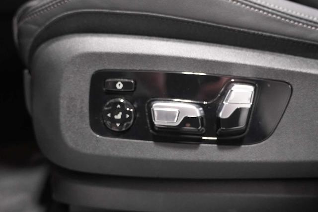 2024 BMW X7 xDrive40i Vehicle Photo in GRAPEVINE, TX 76051
