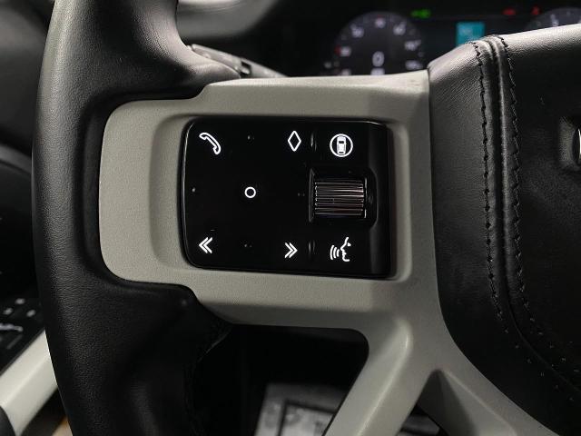 2024 Defender Vehicle Photo in Appleton, WI 54913
