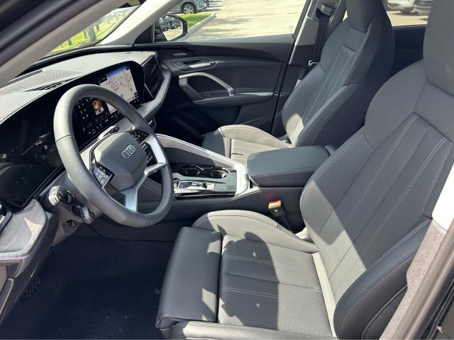 2025 Audi Q5 Vehicle Photo in HOUSTON, TX 77090