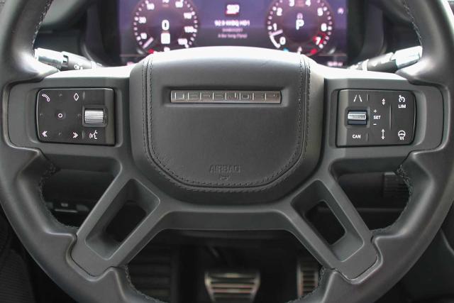 2020 Defender Vehicle Photo in SUGAR LAND, TX 77478