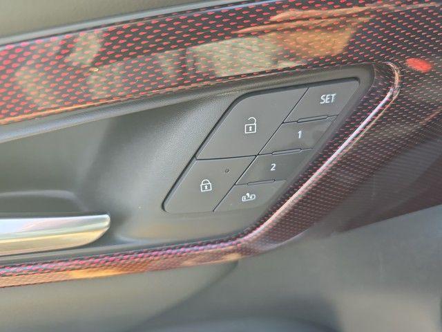 2024 Chevrolet Traverse Vehicle Photo in Pleasant Hills, PA 15236
