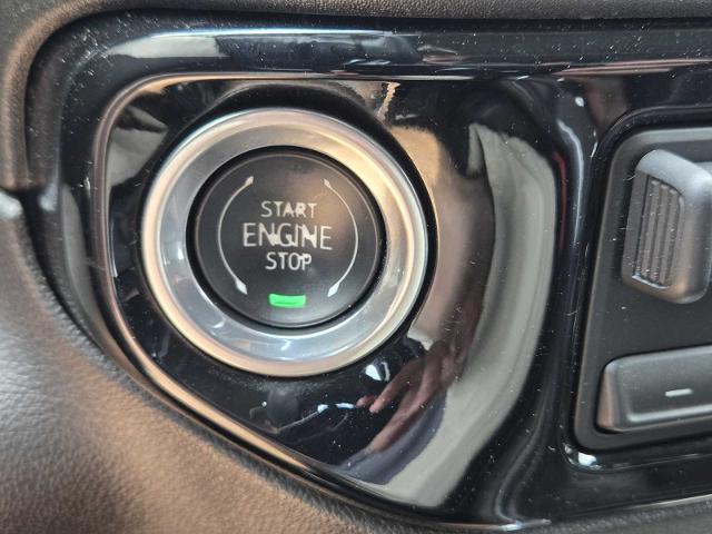 2024 Chevrolet Silverado 1500 Vehicle Photo in DENTON, TX 76210-9321