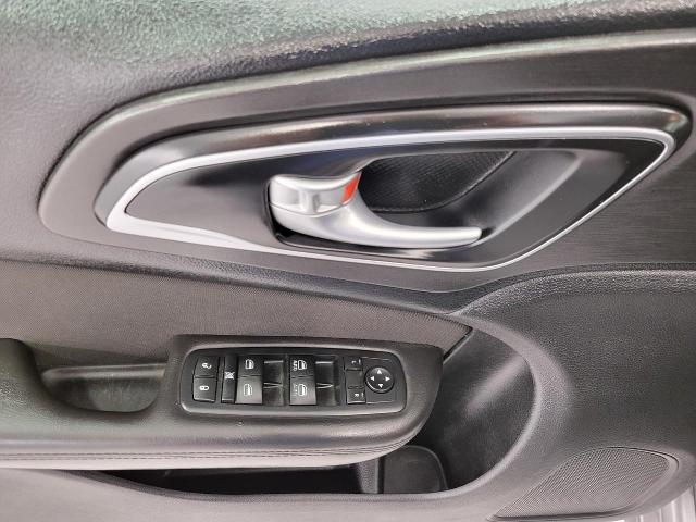 2015 Chrysler 200 Vehicle Photo in NEENAH, WI 54956-2243
