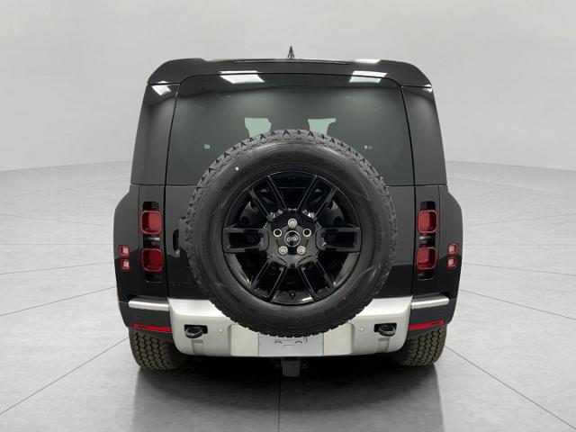 2025 Defender Vehicle Photo in Appleton, WI 54913