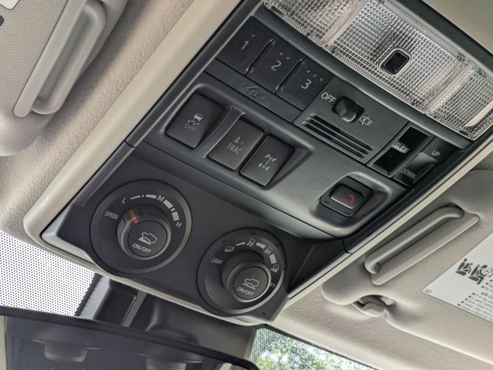 2024 Toyota 4Runner Vehicle Photo in SELMA, TX 78154-1460