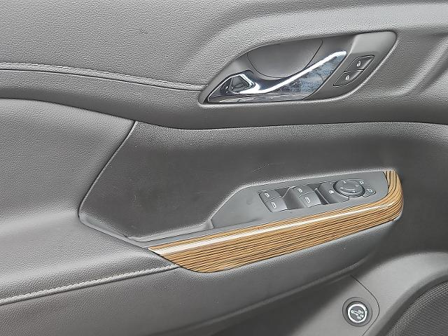 2023 GMC Acadia Vehicle Photo in TREVOSE, PA 19053-4984