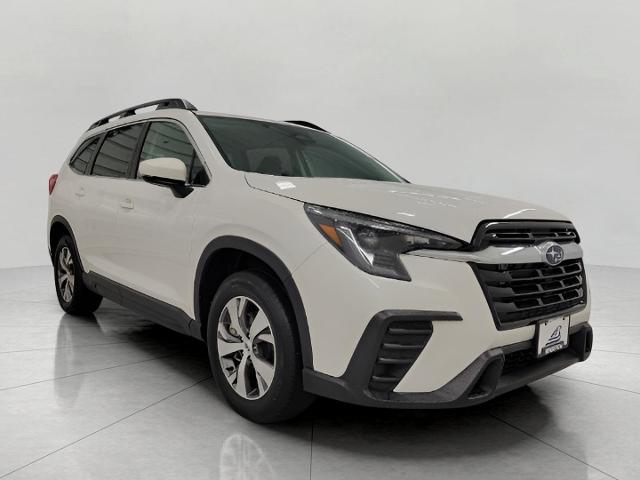 2024 Subaru Ascent Vehicle Photo in Green Bay, WI 54304