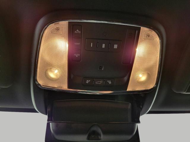 2017 Jeep Grand Cherokee Vehicle Photo in GREEN BAY, WI 54303-3330