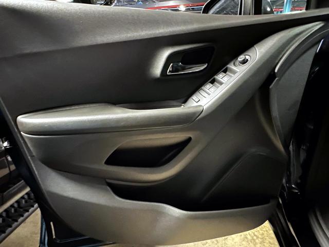 2022 Chevrolet Trax Vehicle Photo in Roslyn, NY 11576