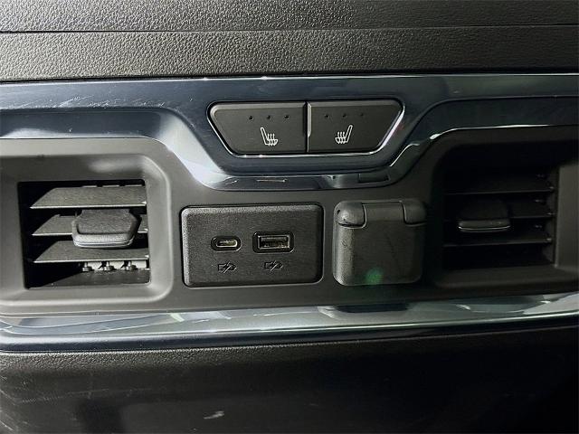 2023 GMC Sierra 3500 HD Vehicle Photo in PUYALLUP, WA 98371-4149